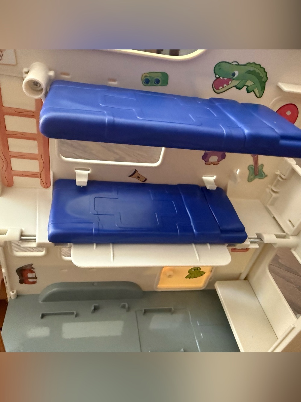 Disney Bluey Camping Playset W/ Car Camper Figures Tent Surf boards - Picture 14 of 16